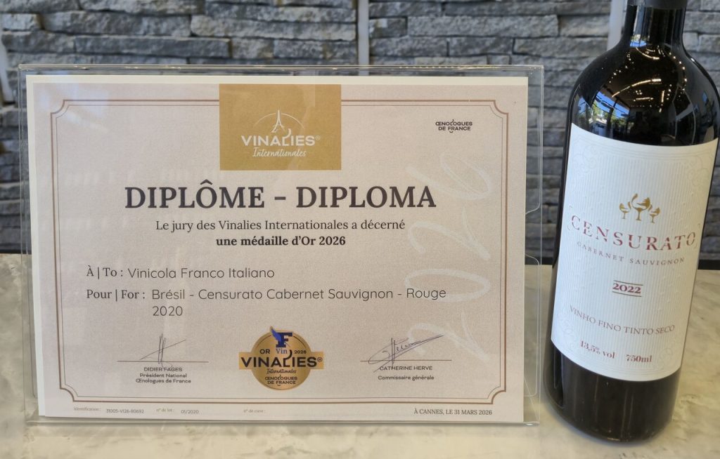 foto do premio do Censurato na Viniales